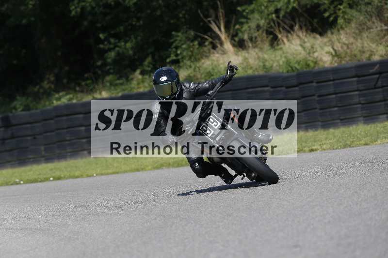 /44 09.08.2025 Plüss Moto Sport ADR/Einsteiger/99